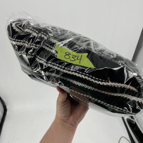 Forever 21 black and white striped knit sweater - Picture 12 of 13